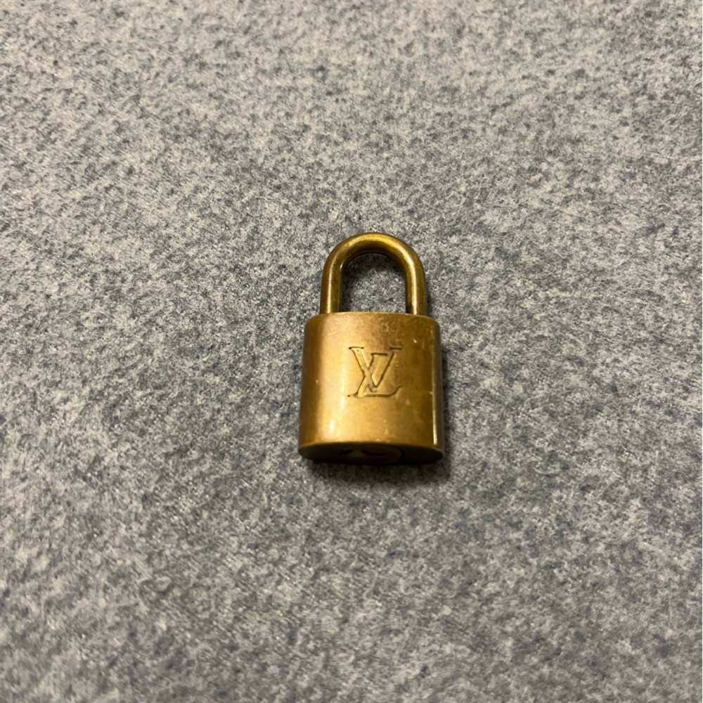 LV Lock